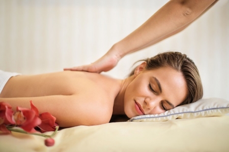 Revitalisierende Aromamassage