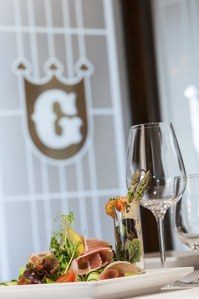 The 100 Year History Of The Gellért Hotel Spa Budapest -