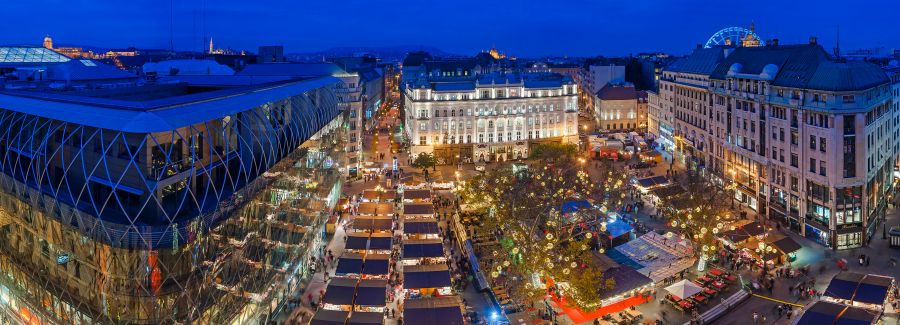 deák ferenc tér karácsonyi vasari