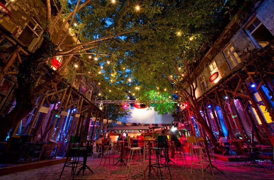 The 10 greatest RUIN BARS in BUDAPEST
