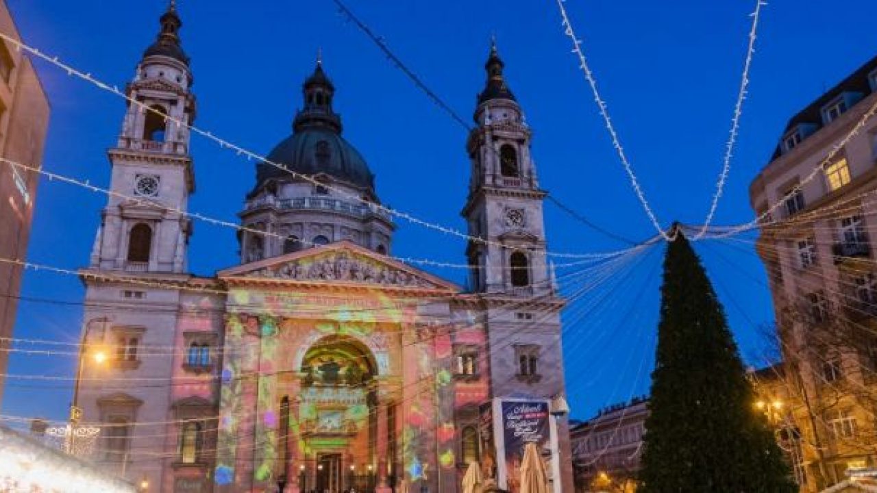 best christmas markets in budapest + a secret one you'll