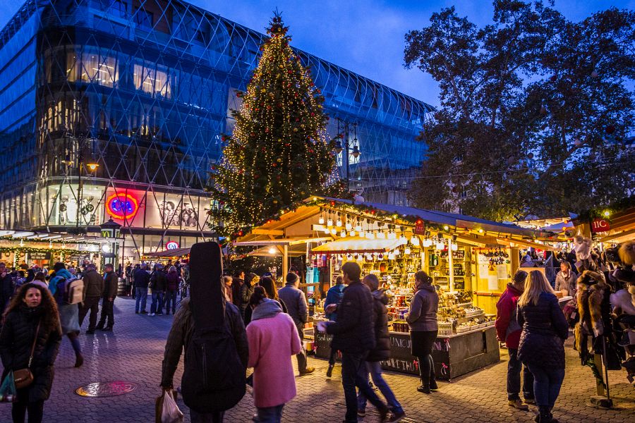 Vörösmarty Square Christmas