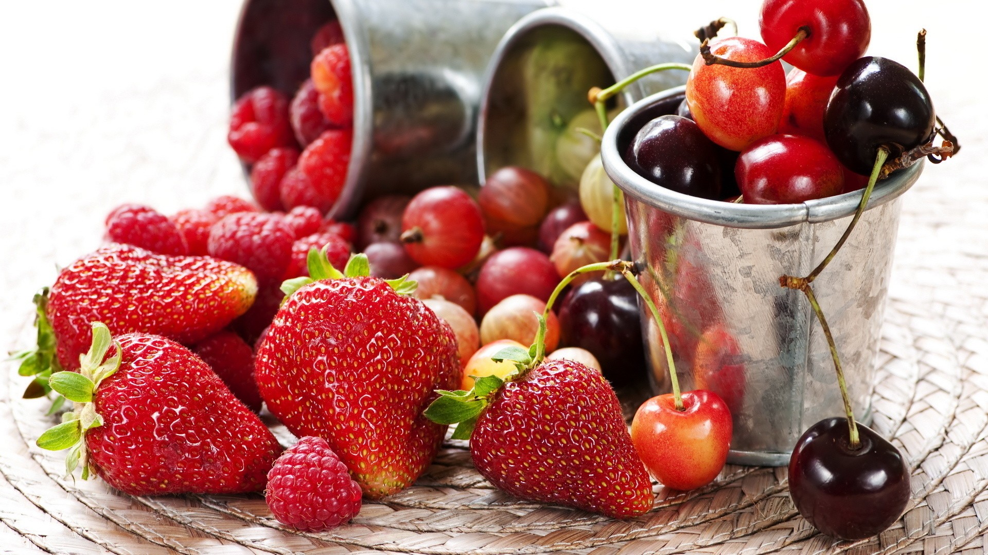 Edd magad egészségesre nyári gyümölcsökkel!