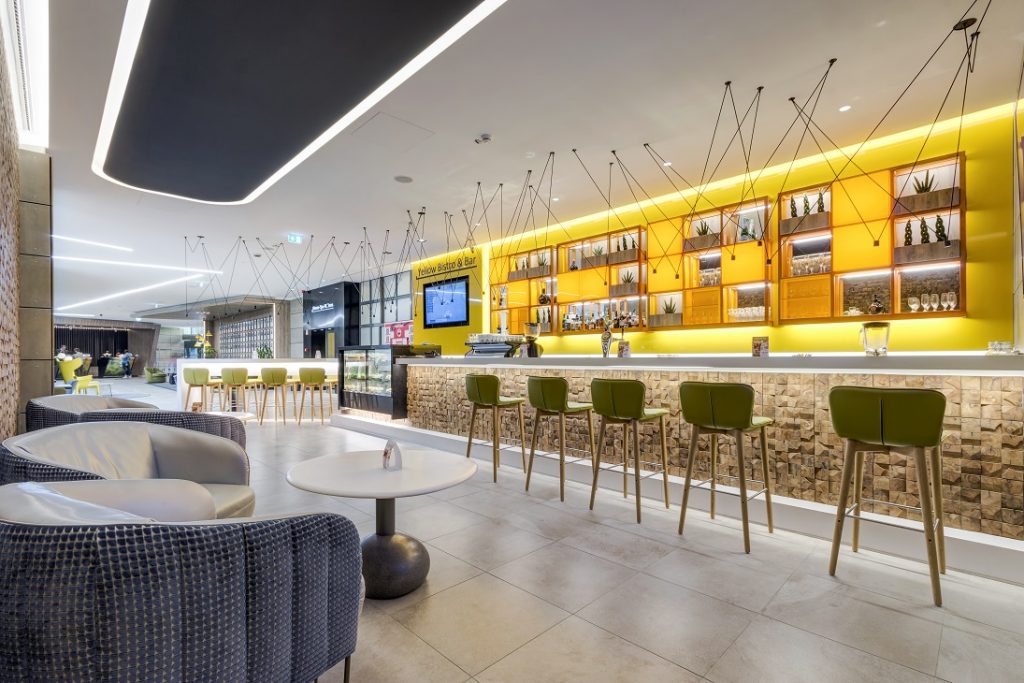 Yellow Bistro & Bar, Danubius Hotel Helia