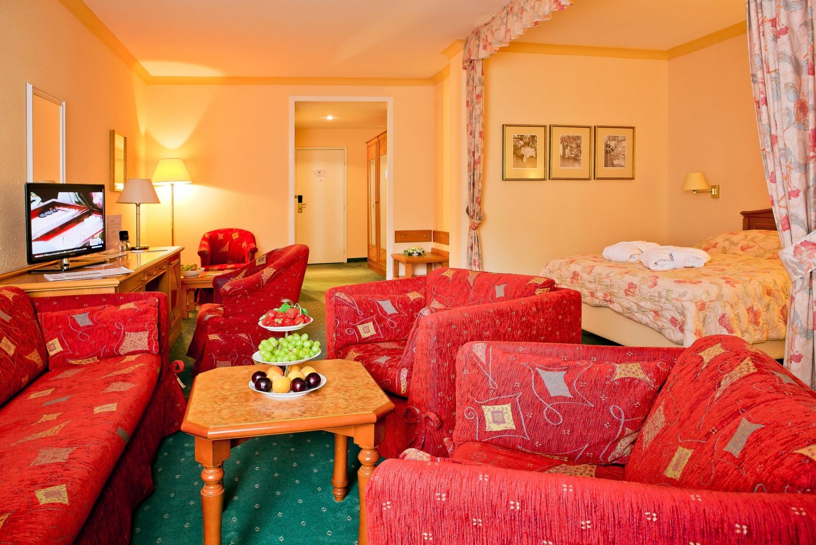 Danubius Hotel Villa Butterfly Danubius Hotel Villa Butterfly