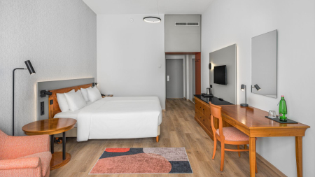 Superior Plus Room