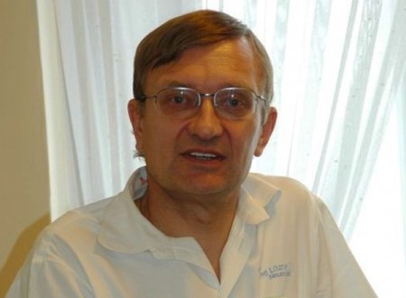 Dr.med. Pavel Knára
