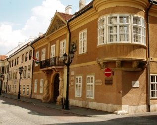 Palác Zichy (ulica Liszt Ferenc u.)