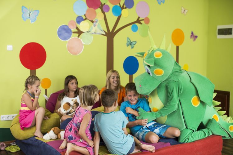Jobban esik az önfeledt játék a Bubbles Club sárkányaival