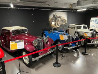 Exkluzív Oldtimer Jármű Kiállítás