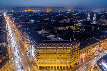 A Danubius Hotels megnyitotta Magyarország legnagyobb szállodáját a menekültek előtt