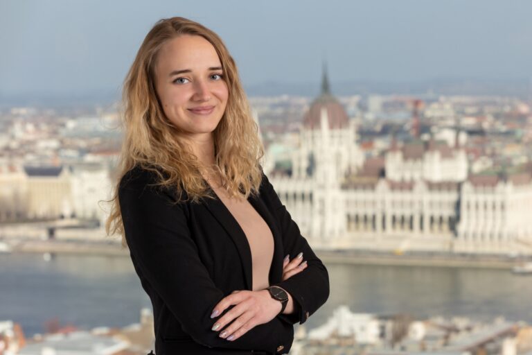 Bóka Adrienn