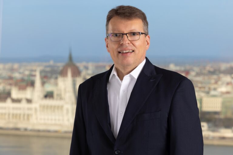 Schmidt Ottó